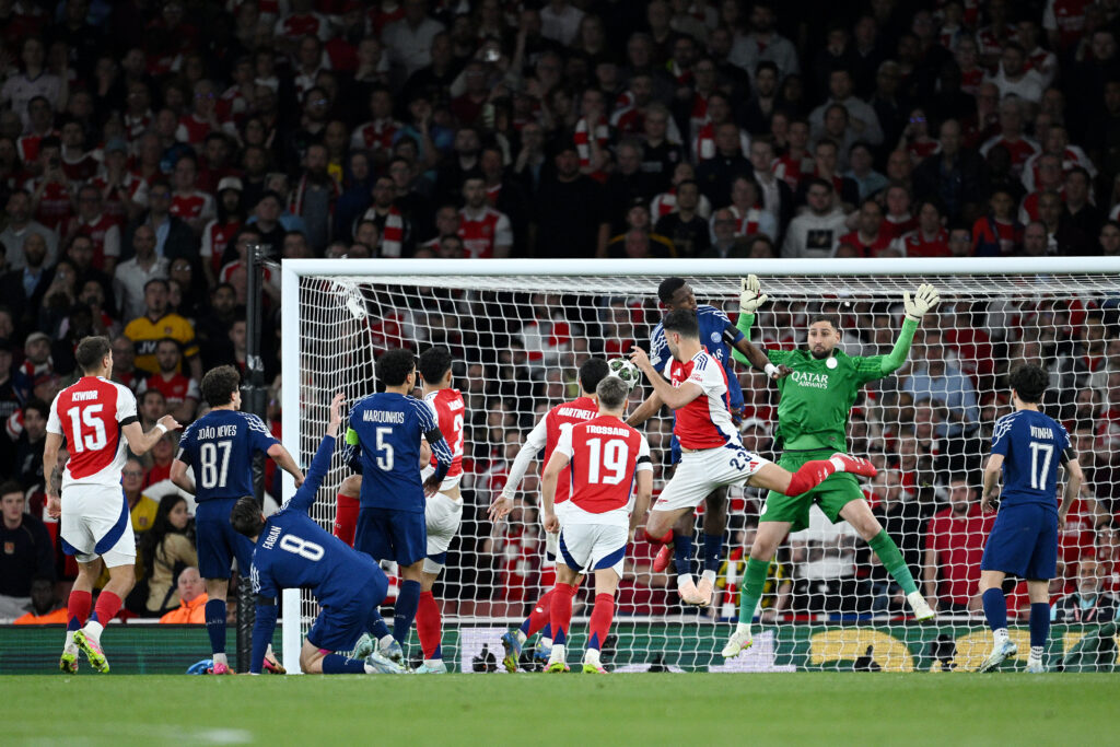 Arsenal FC v Paris Saint-Germain - UEFA Champions League 2024/25 Semi Final First Leg
