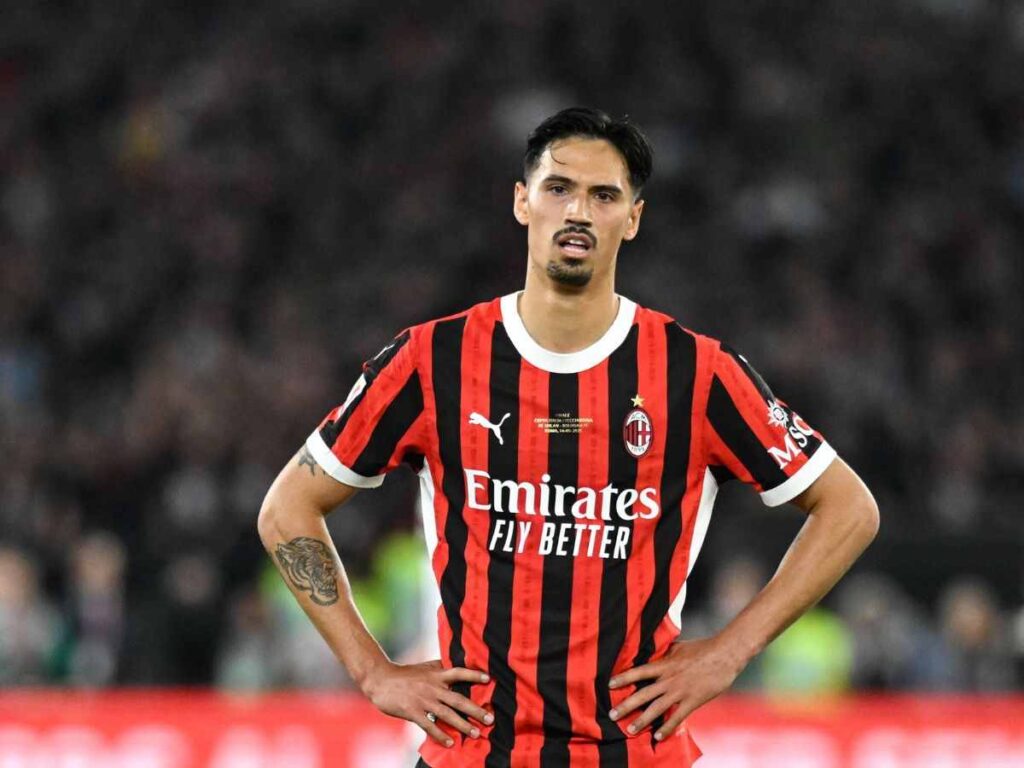 Calciomercato Milan, pronti sacrifici? Chi parte, chi è in bilico. Reijnders ...
