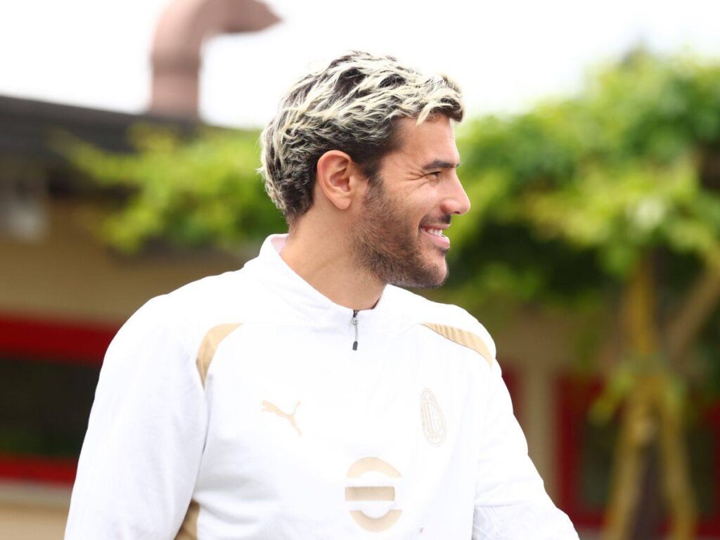 Schira: "Theo Hernandez attende il Milan". E sul pericolo Real Madrid ...