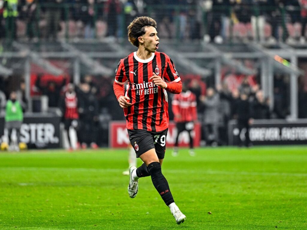 esultanza gol Joao Felix AC Milan Milan-Roma 3-1 Coppa Italia 2024-2025