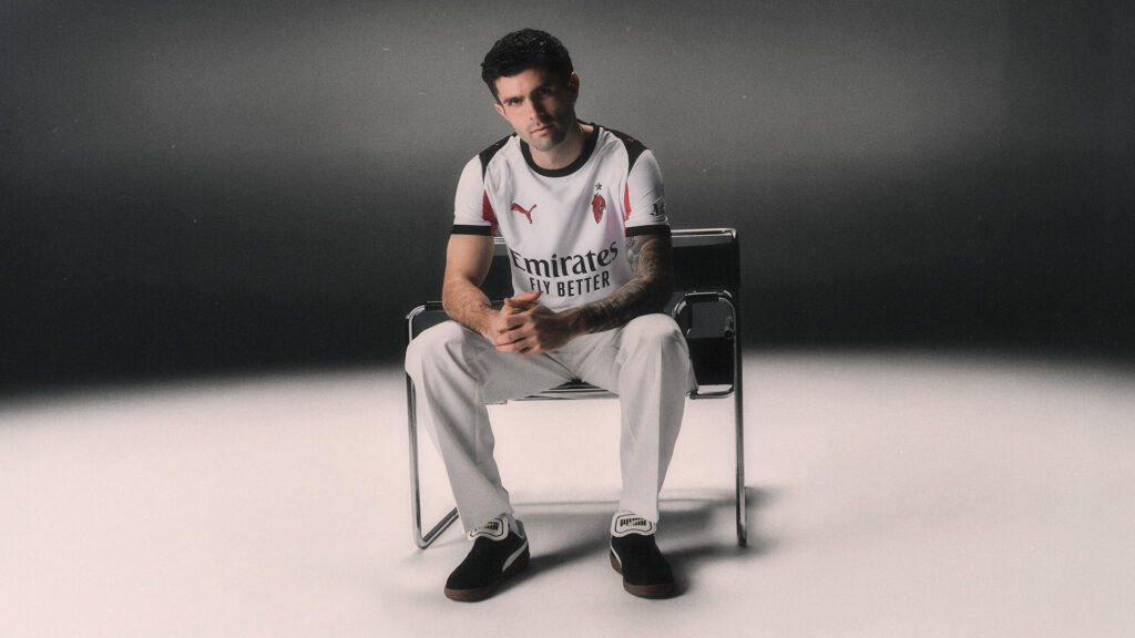 Presentata la nuova seconda maglia ('Away Kit') del Milan per la stagione 2025-2026 | AC Milan News