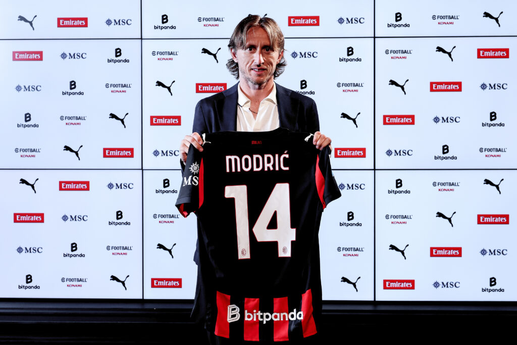 AC Milan Unveil New Signing Luka Modric