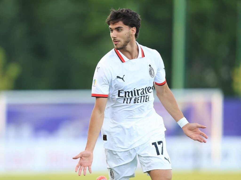 Progetto Milan Futuro: primo contratto da pro per Andrea Di Siena