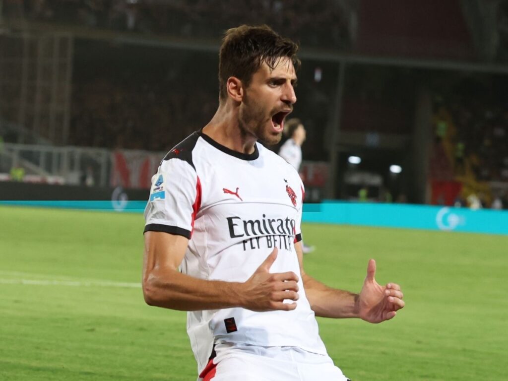 Lecce-Milan, Gabbia su Instagram: "Vittoria e clean sheet"