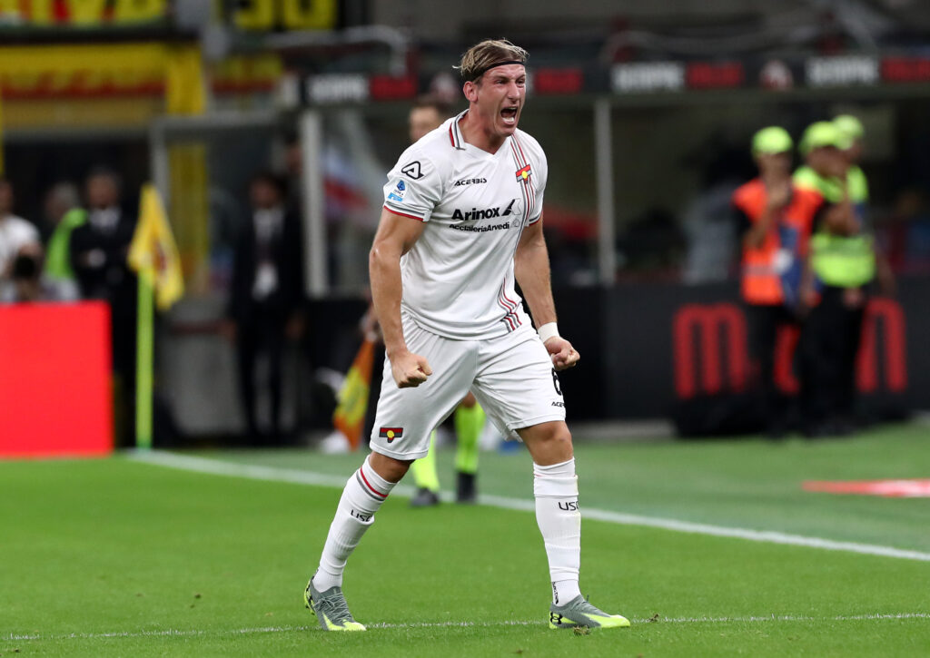 esultanza gol Federico Baschirotto Cremonese Milan-Cremonese 1-2 Serie A 2025-2026