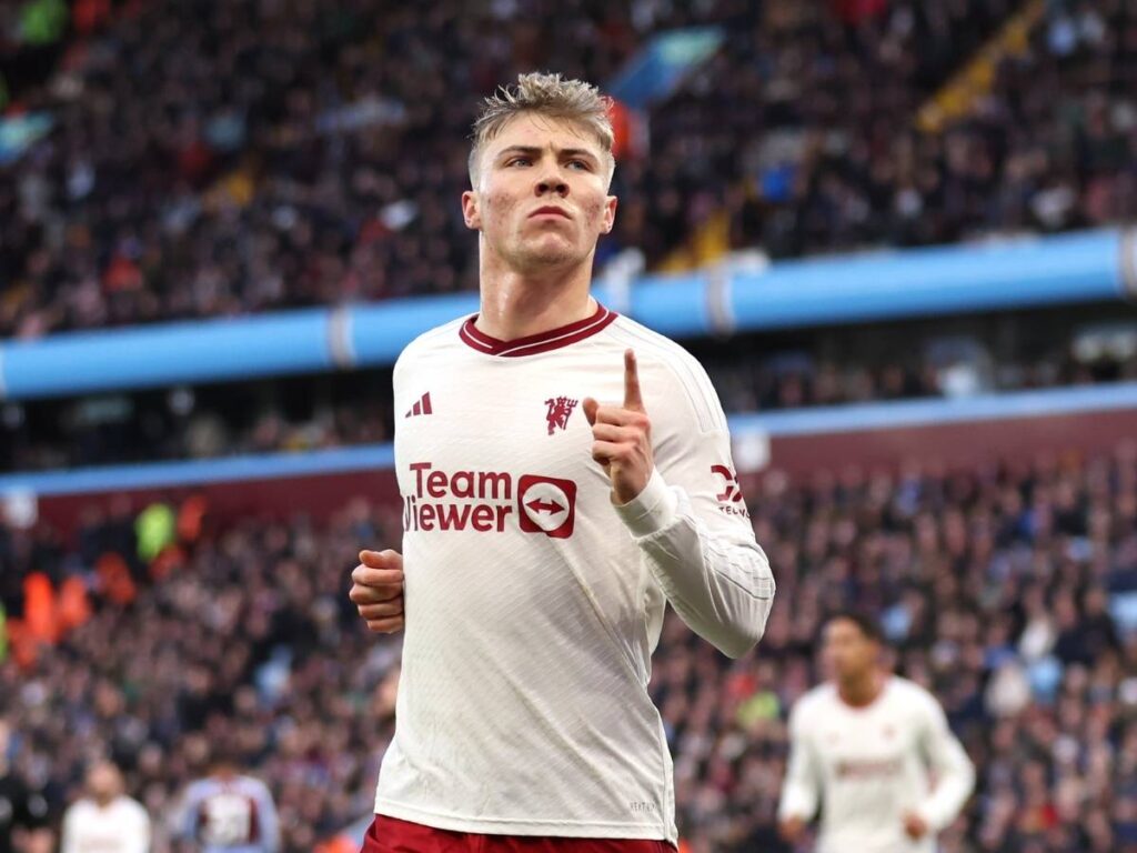 Zazzaroni: "Hojlund e Akanji hanno rifiutato il Milan. Per 40 anni ..."