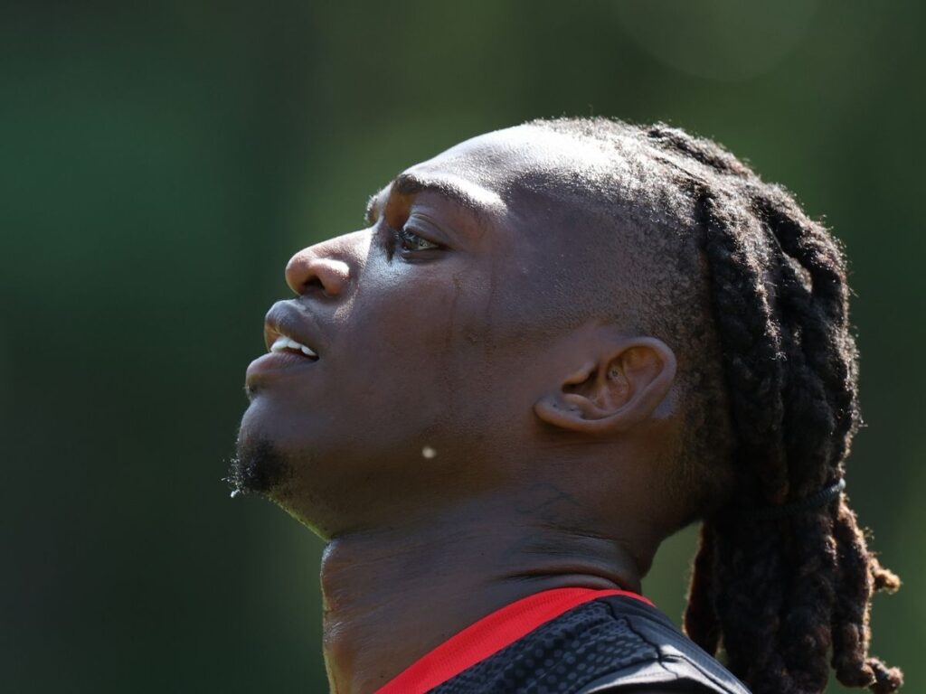Milan, Mussa: "Capisco Allegri. Il discorso gira intorno a Leao". Ecco perché