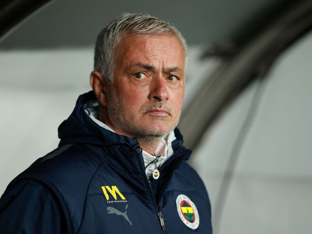 Fenerbahce, esonerato Mourinho: decisiva l'eliminazione in Champions