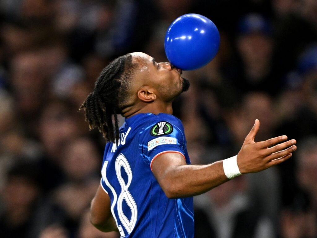 Ora è ufficiale: Nkunku è un giocatore del Milan. Il suo saluto al Chelsea