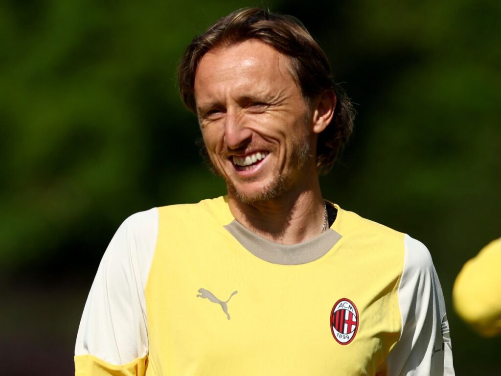 Milan, il centrocampista dell'Inter Sucic rivela: "Modric il mio idolo"