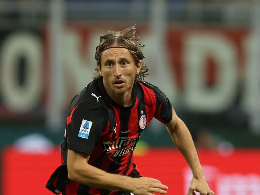Milan, Calzona: "Modric stupendo. Carriera da fenomeno"