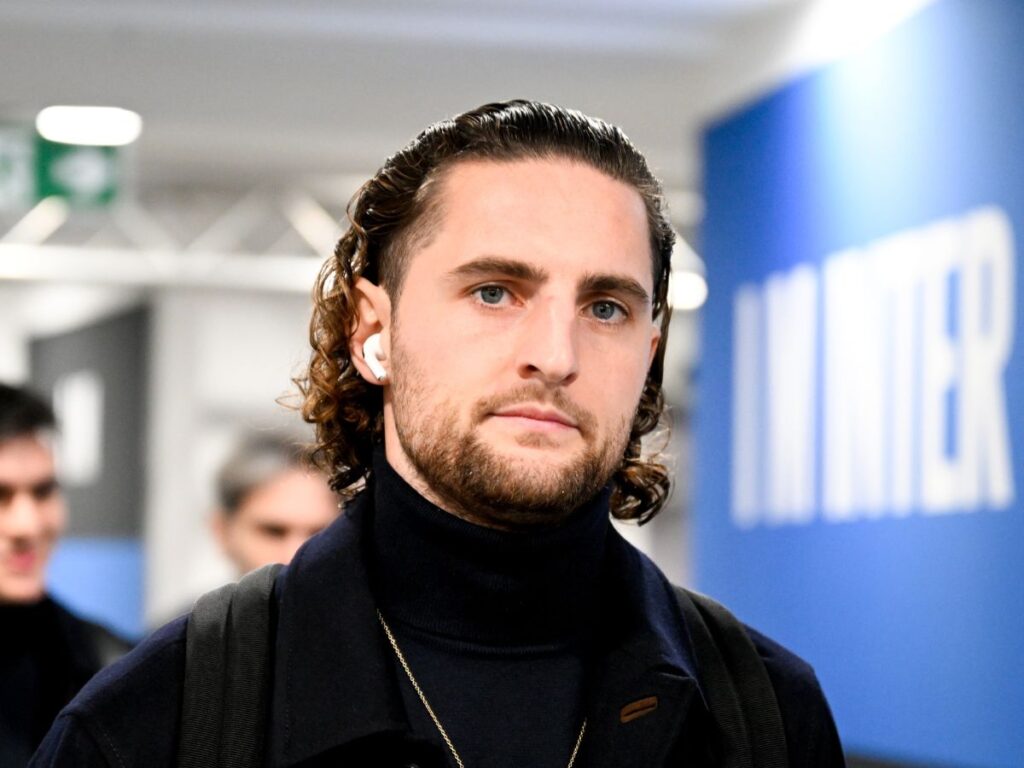 Milan, Brocchi esalta l'acquisto di Rabiot: "Hanno fatto un grande colpo"