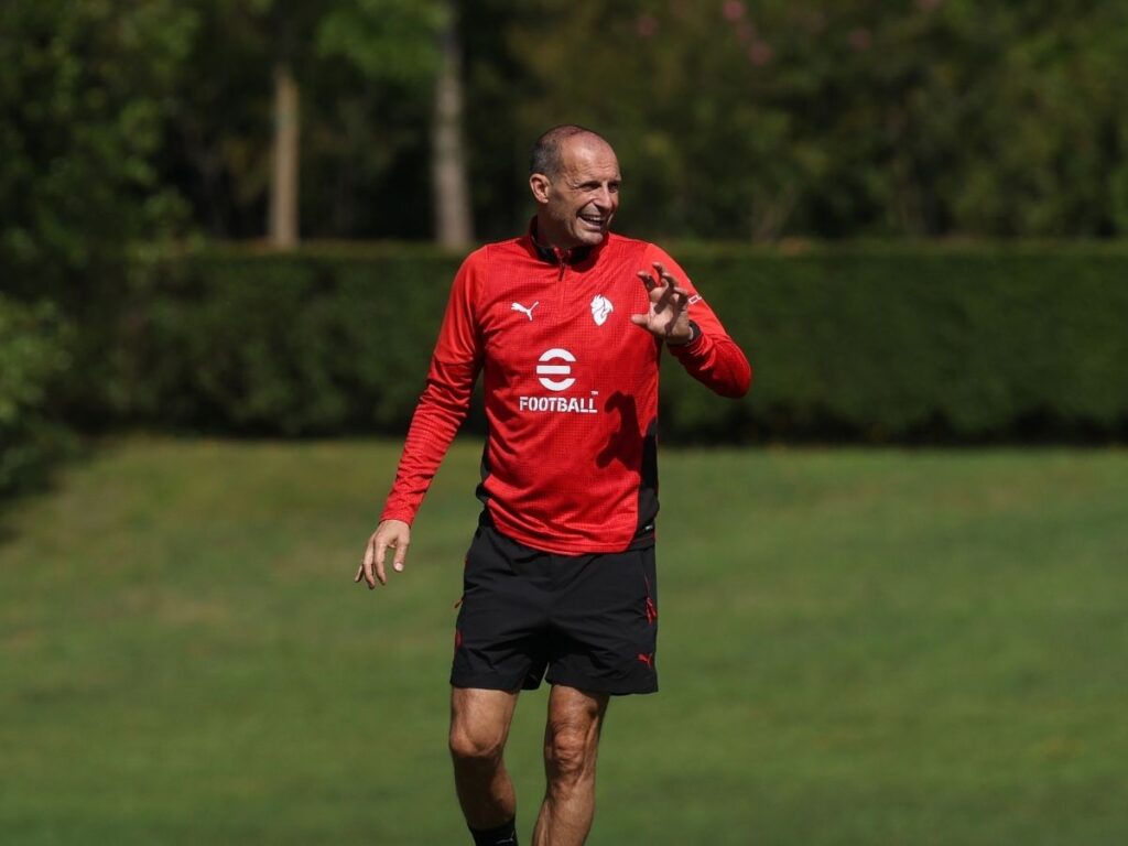 Milan, Cassano attacca Allegri: "Va avanti solo di sceneggiate e di furbizia"