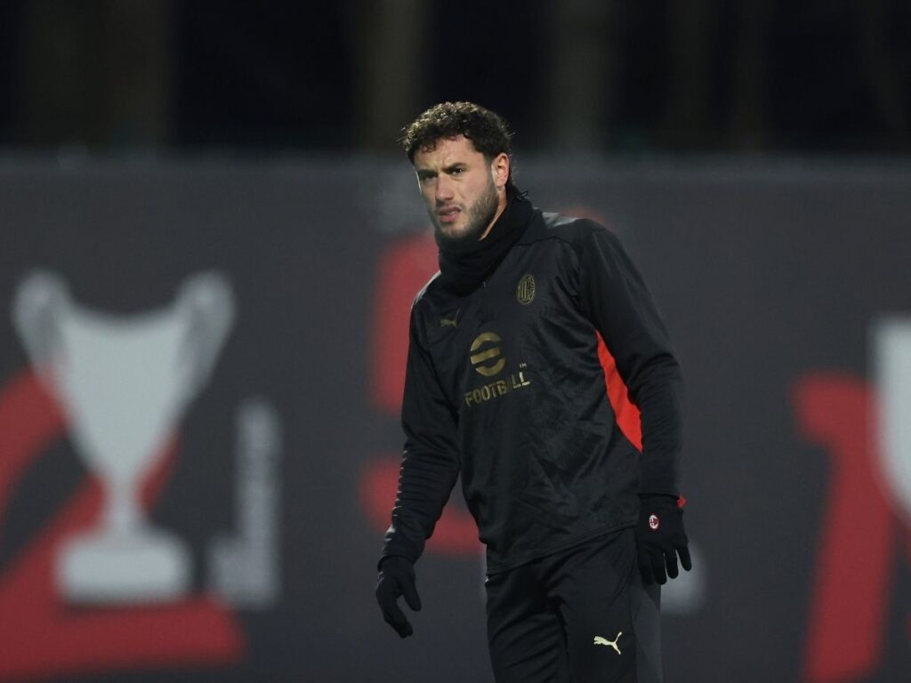 Calabria: "Sarei stato al Milan per sempre. Anche gratis". Su Maldini e Theo ...