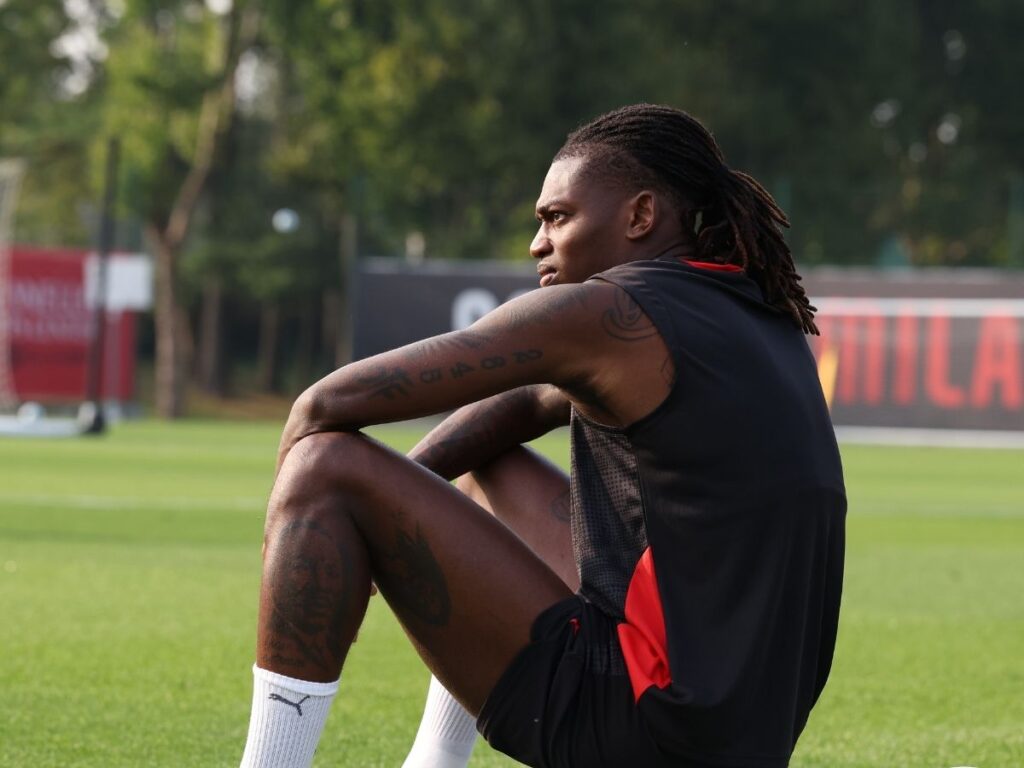 Milan, infortunio Leao: brutte notizie. L'annuncio di Allegri