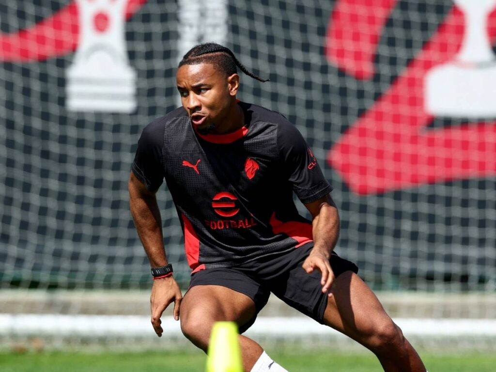 Milan, Nkunku subito titolare contro il Bologna? Ecco il motivo