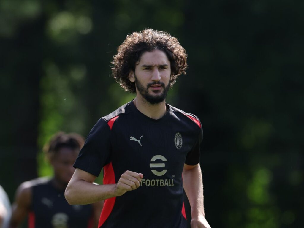Calciomercato Milan, Adli dice sì all’Al Shabab: accordo vicino. Le cifre