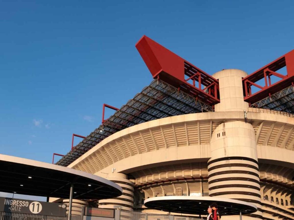 Milan-Napoli, Pellegatti: "Torna la Curva. Stadio? Per gli Steinbrenner ..."
