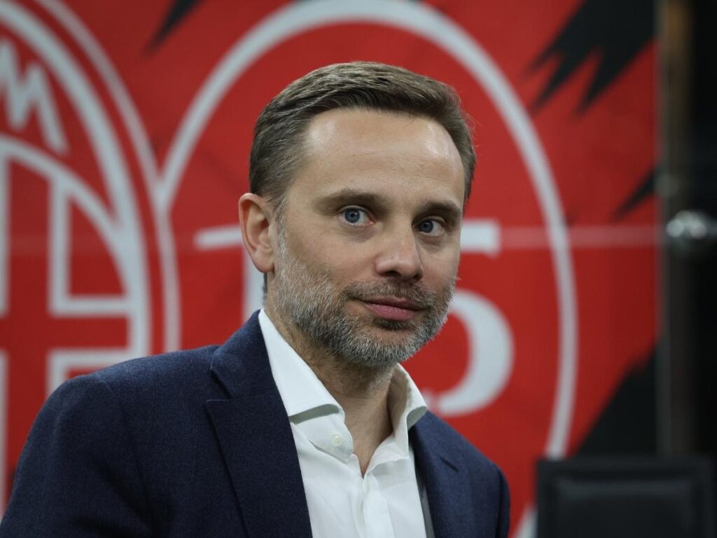 Milan, Furlani in campo contro i torti arbitrali: giro di telefonate del CEO