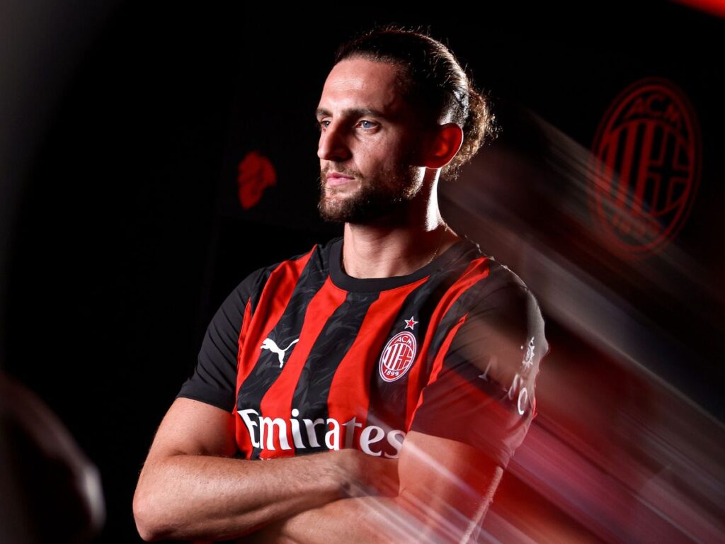 Rabiot si presenta: "Qua per aiutare il Milan a tornare a vincere"