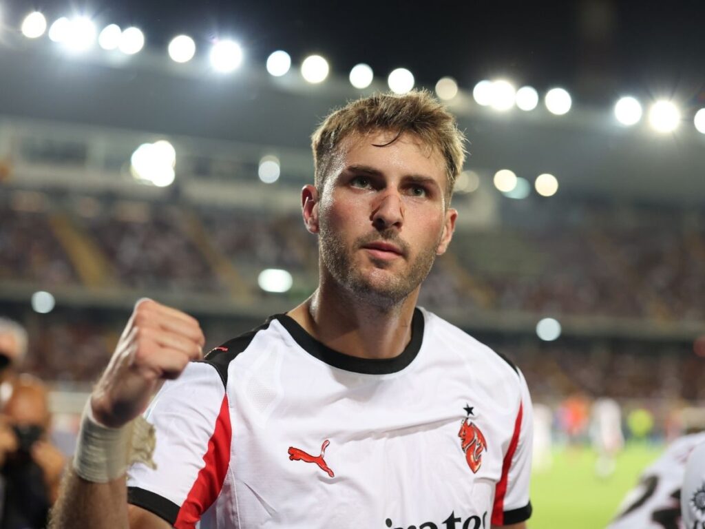 Calciomercato Milan, Gimenez: spunta il Chelsea. Che intrigo