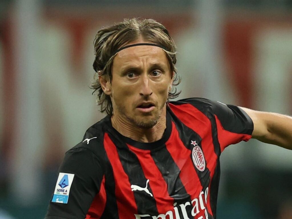 Il Milan riparte dal suo centrocampo: Modric, Rabiot ma non soltanto