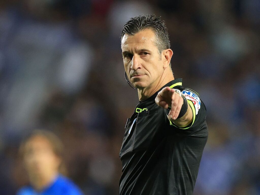 Verso Udinese-Milan, arbitra Doveri: tutti i precedenti con le due squadre