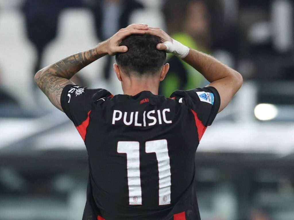Milan, lesione per Pulisic: resterà fuori a lungo. Ecco quando potrebbe tornare in campo
