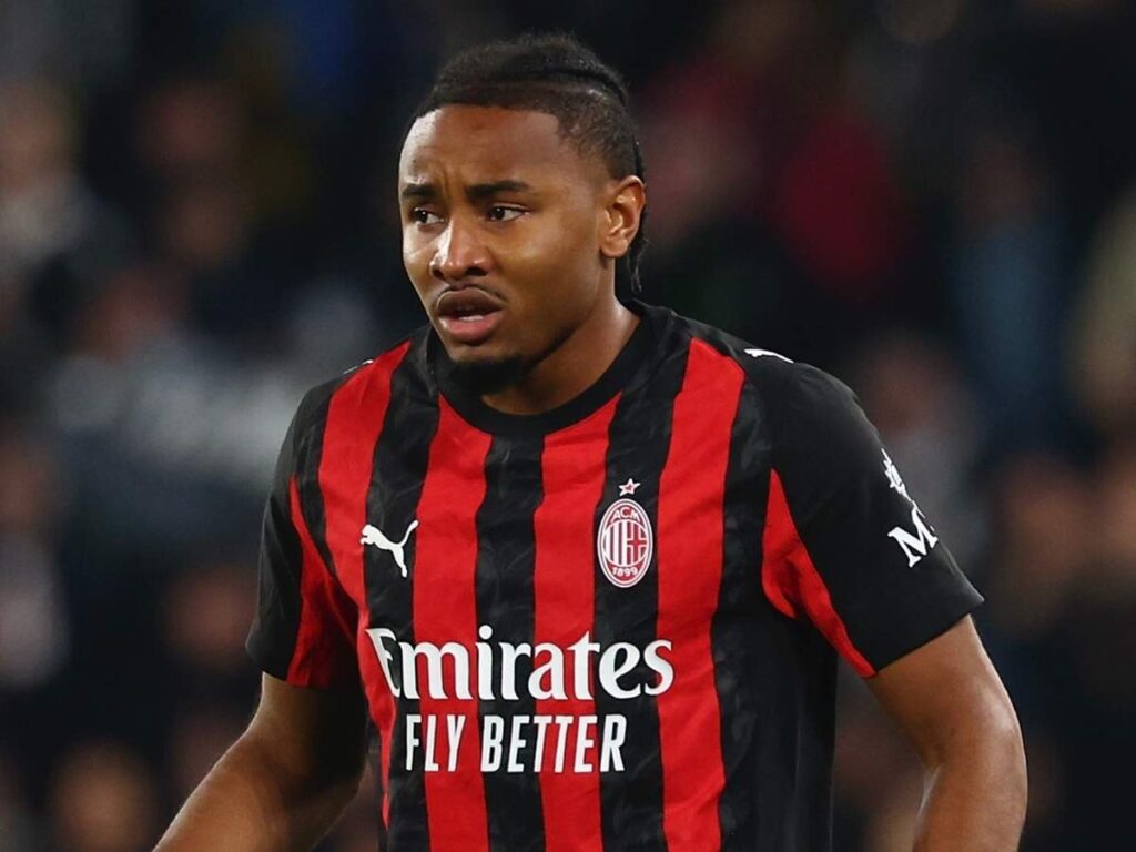 Milan, chance per il ritorno di Nkunku contro il Pisa: dolore al piede quasi superato