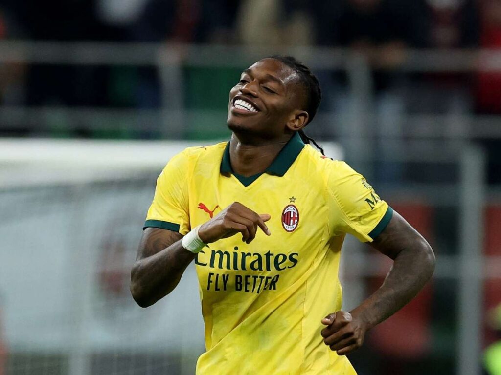 Milan, Pellegatti: "Dobbiamo pretendere da Leao. Allegri ..."
