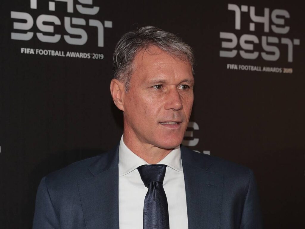 Van Basten: "Milan-Como a Perth? Che razza di commedia è questa. Campionato falsato"