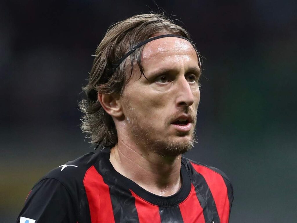 Milan, infinito Modric: a 40 anni offre qualità e corsa. Poi una curiosità tutta social