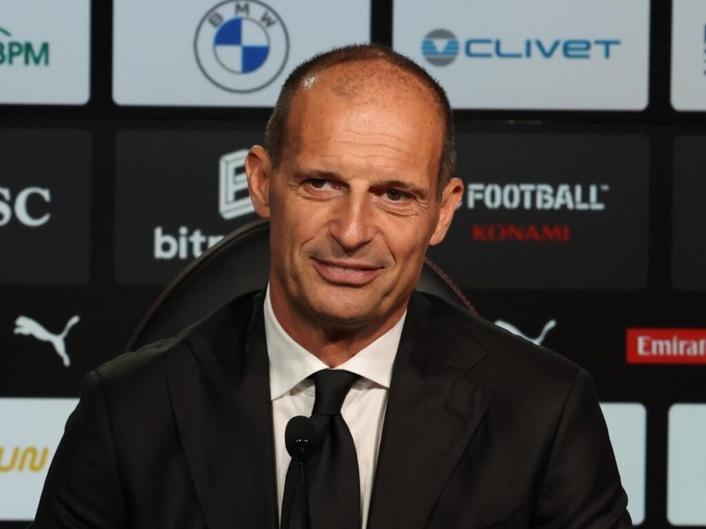 Allegri felice degli attaccanti: "Leao può fare la punta. Gimenez è sereno"