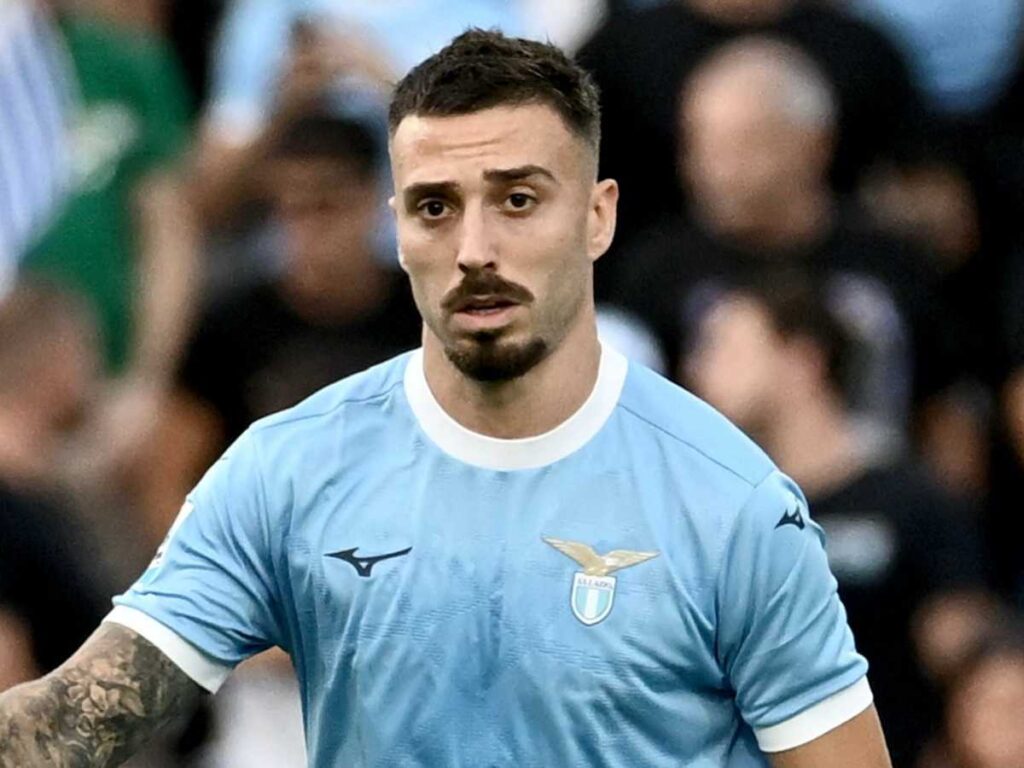 Ceccarini: "Milan, la priorità invernale è un difensore centrale". Tre nomi sul piatto