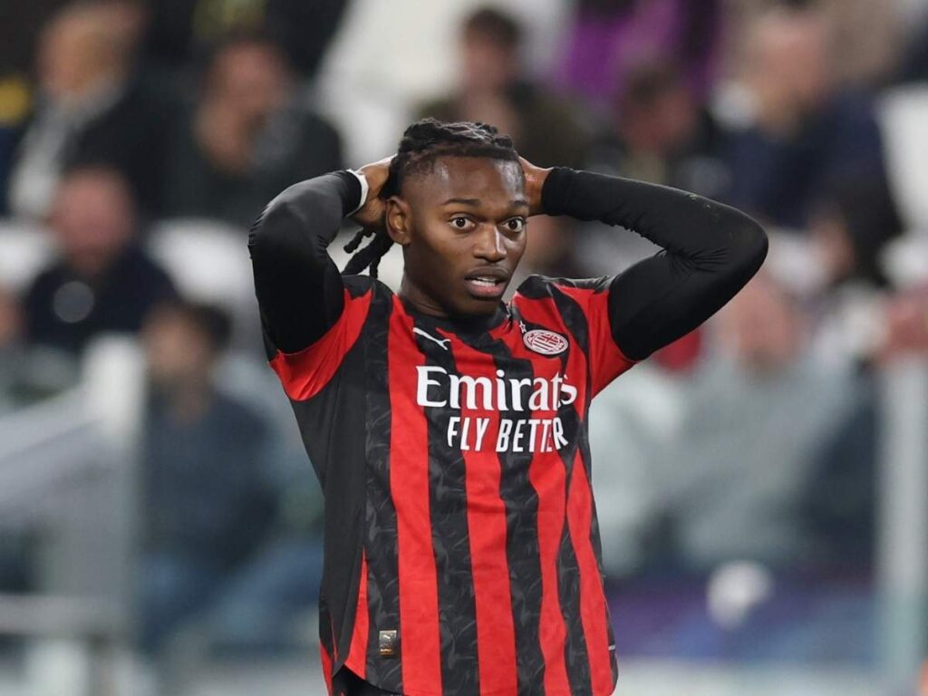 Leao, Gazzetta: "Il piano non ha funzionato". Numeri troppo bassi? E il Milan spera ...