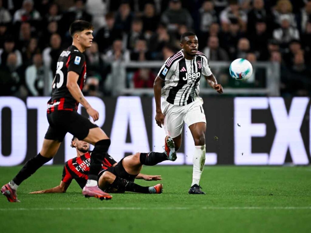 Juventus, Kalulu: "Milan? Ha la fortuna di non avere le coppe. Difensivamente, poi ..."
