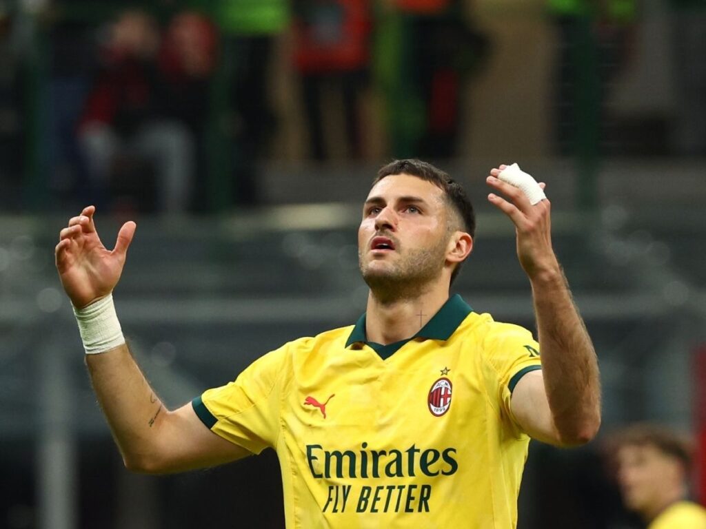 Milan-Fiorentina, Basin: "Rigore Gimenez? Da domenica accadrà questo"