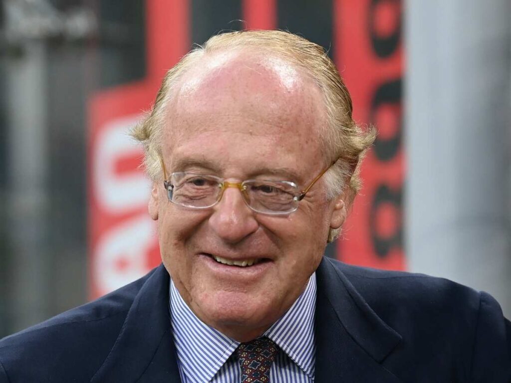 Milan, Scaroni: "Non c'è alcuna vendita in programma a breve o medio termine"