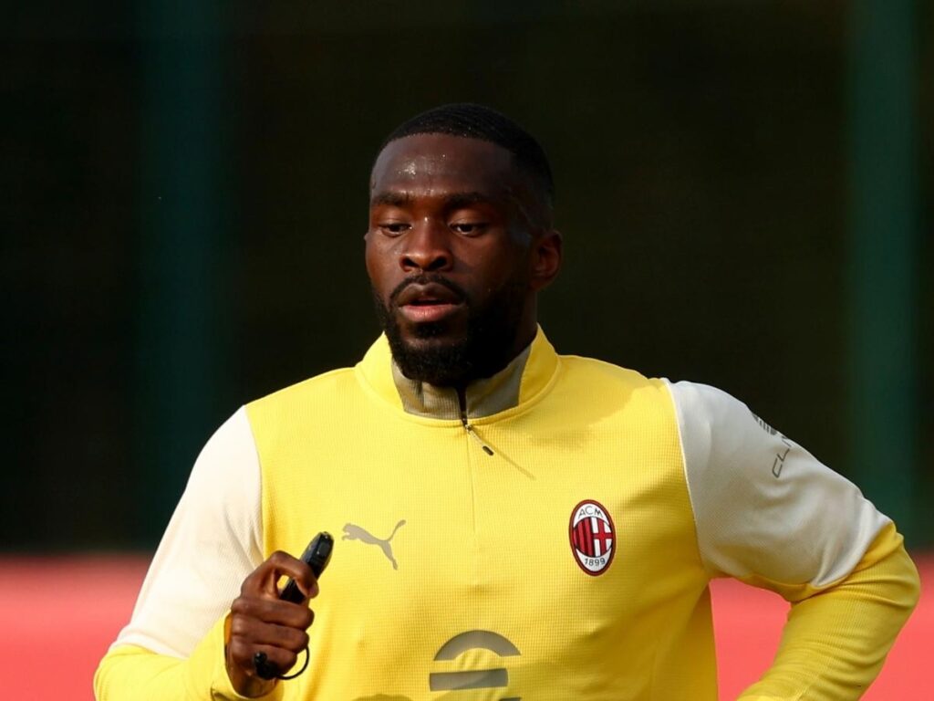 Tomori in netta crescita con il Milan: il confronto con la scorsa stagione. Quando i numeri non dicono tutto