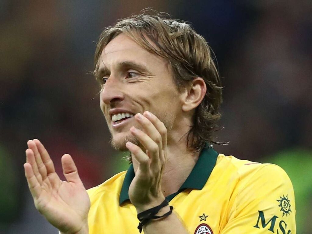 Modric fa impazzire i tifosi: "Ho vinto tutto, ma il mio sogno è vincere con il Milan"