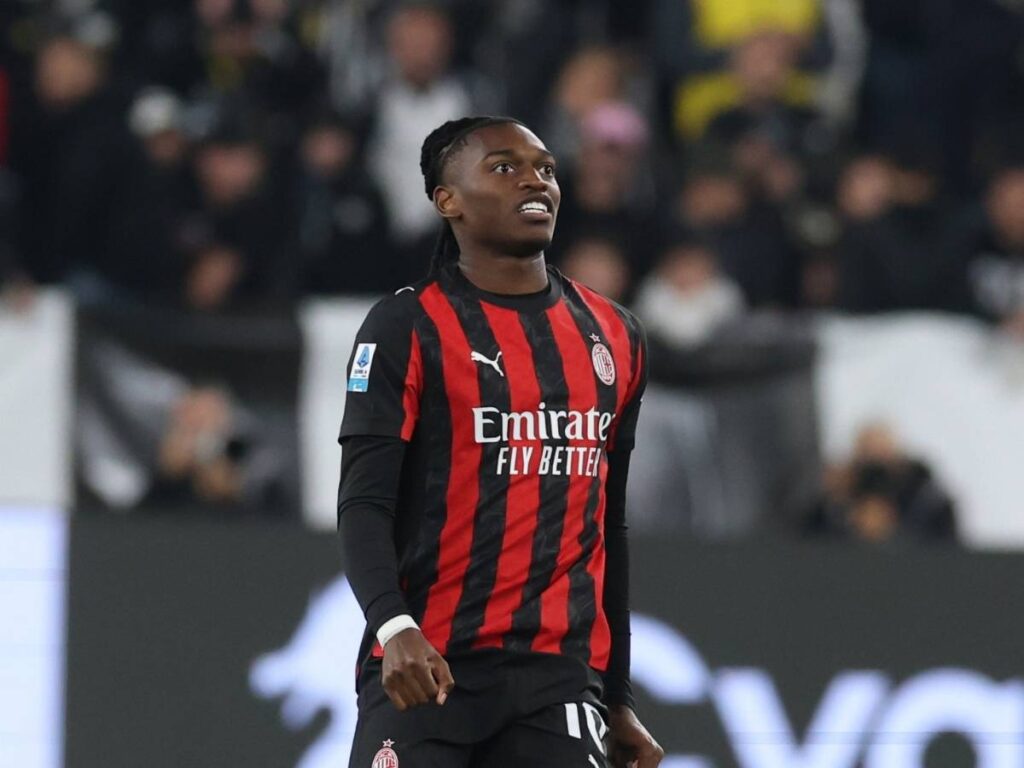 Milan, Sky rivela: "Allegri e Leao confronto vivace, ma nessun litigio"