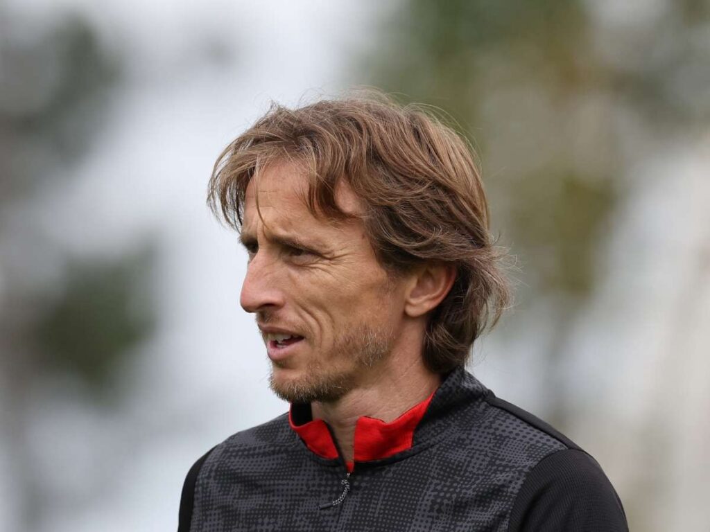 Modric utilissimo per il Milan: grinta e palloni recuperati a non finire. E i messaggi a Leao ...