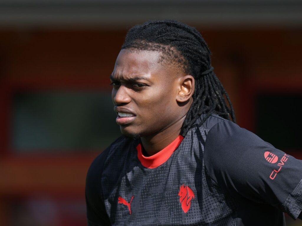 Ambrosini: "Leao in panchina? No. Nutro un po' di dubbi su ..."