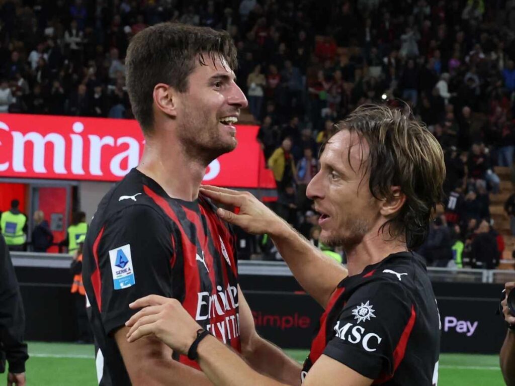 Modric: i messaggi a Pulisic e Gabbia. Le reazioni di Allegri: Milan-Napoli visto da San Siro