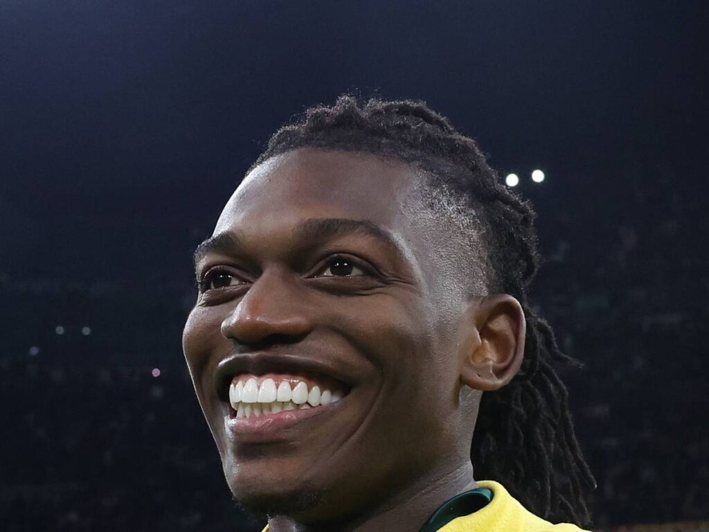 Milan-Fiorentina, Pellegatti: "Ha riaperto Leao Land". Ecco chi deve ...