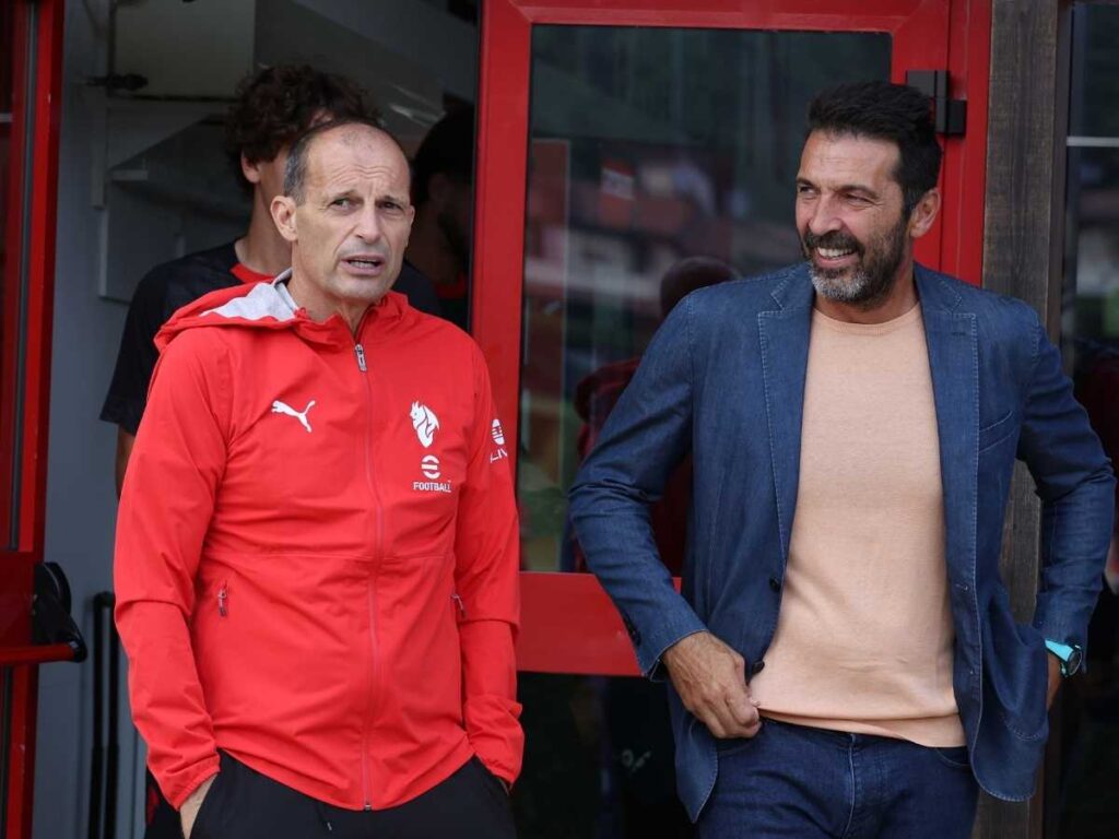 Milan, Buffon contro Cassano: "Allegri il migliore possibile per i rossoneri"
