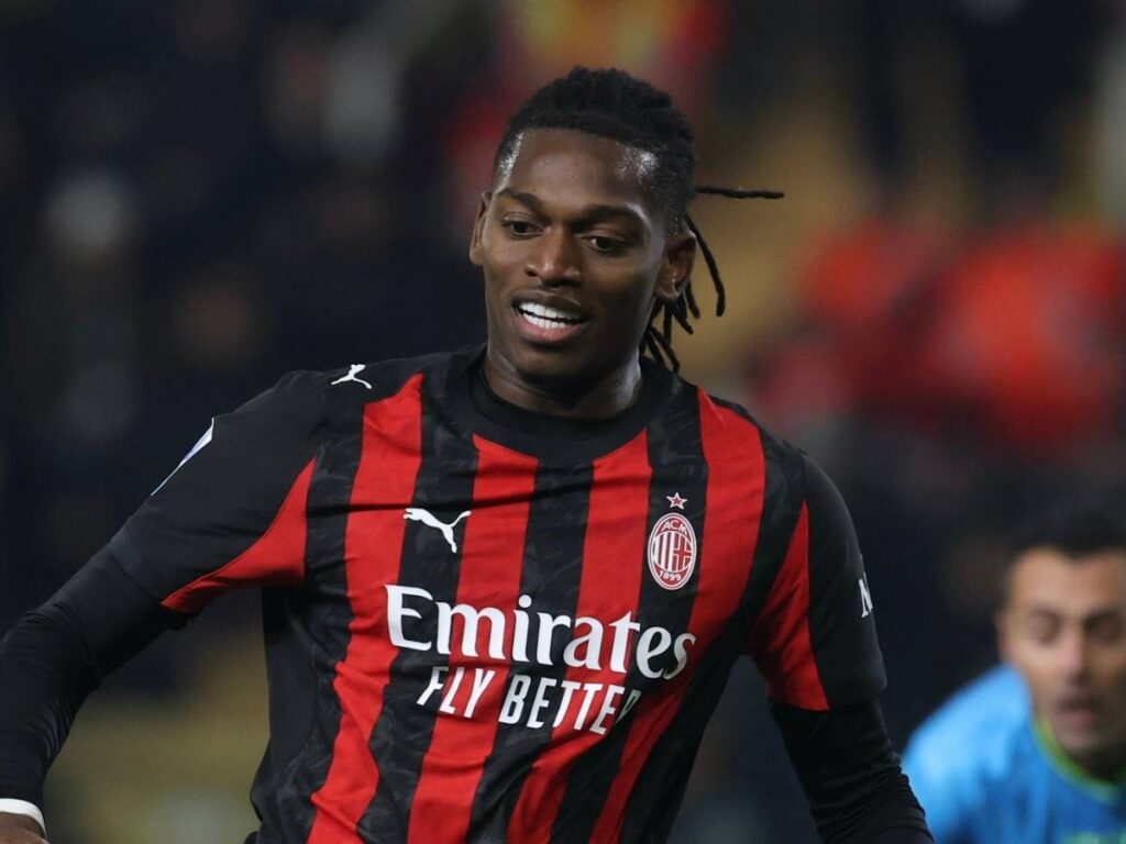 Milan, Maignan in uscita: Leao 'studia' per diventare il prossimo capitano rossonero