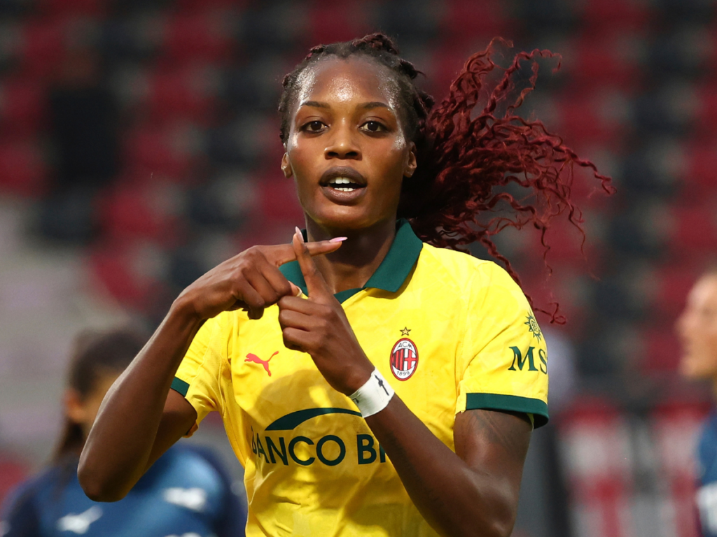 Il Milan Femminile di Bakker dilaga contro la Lazio e vince per 4-2