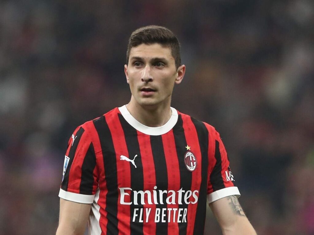 L'ex Milan Caldara si ritira dal calcio con una lunga lettera d'addio