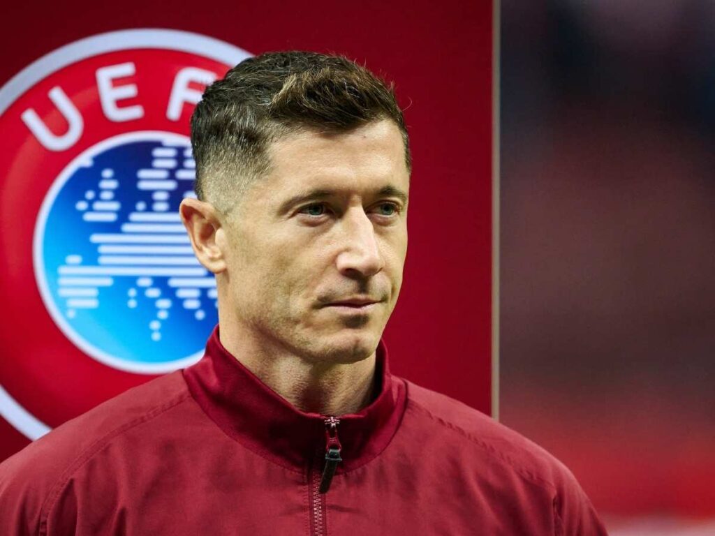 Calciomercato Milan, Romano: "Lewandowski non andrà via a gennaio"